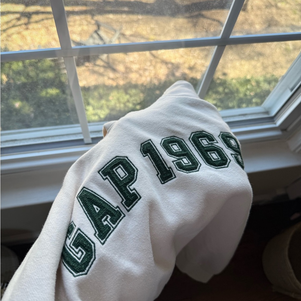 GAP Green & Cream Sweater Pullover Relaxed Fit - Picture 4 of 4